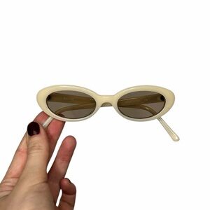 Lu Goldie Sylvie Cream Oval Sunglasses